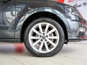 Volkswagen Polo sedan 1.4 Comfortline - Image 10
