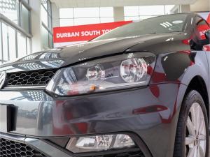 Volkswagen Polo sedan 1.4 Comfortline - Image 11