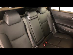 Toyota Corolla Cross 1.8 Hybrid XS - Image 20