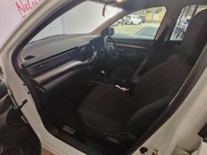 Toyota Rumion 1.5 TX auto - Image 7