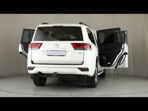 Toyota Land Cruiser 300 3.3D ZX - Image 9