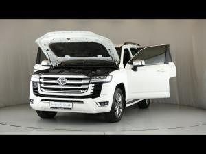 Toyota Land Cruiser 300 3.3D ZX - Image 13