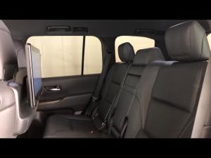 Toyota Land Cruiser 300 3.3D ZX - Image 21
