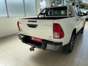 Toyota Hilux 2.8GD-6 double cab 4x4 Raider auto - Image 2