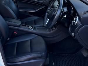 Mercedes-Benz GLA 220 CDI automatic 4MATIC - Image 7