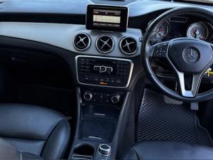 Mercedes-Benz GLA 220 CDI automatic 4MATIC - Image 9