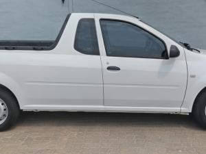 Nissan NP200 1.6 Single Cab - Image 3