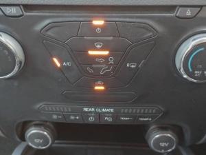 Ford Everest 2.2 TdciXLS automatic - Image 15
