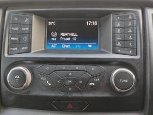 Ford Everest 2.2 TdciXLS automatic - Image 16