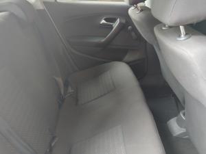 Volkswagen Polo Vivo 1.4 Trendline - Image 11