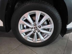 Toyota Corolla Cross 1.8 XI - Image 15