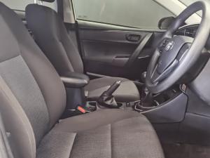 Toyota Corolla Quest 1.8 Plus manual - Image 11