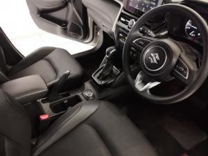 Suzuki Grand Vitara 1.5 Hybrid GLX AllGrip - Image 10