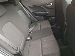 Hyundai Venue 1.0T Motion auto - Image 10