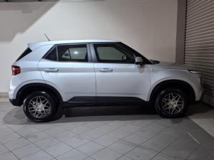 Hyundai Venue 1.0T Motion auto - Image 3