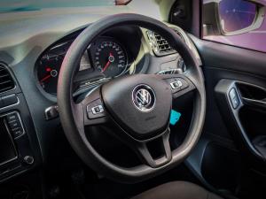 Volkswagen Polo Vivo hatch 1.4 Trendline - Image 6