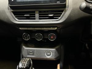 Renault Kiger 1.0 Turbo Zen - Image 13