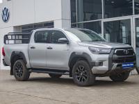 Thumbnail Toyota Hilux 2.8GD-6 double cab Legend manual