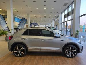 Volkswagen T-Roc 2.0TSI 4Motion R-Line - Image 4