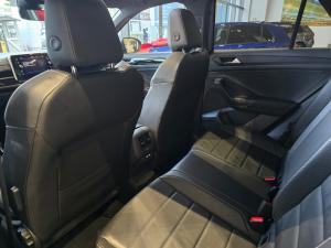 Volkswagen T-Roc 2.0TSI 4Motion R-Line - Image 9