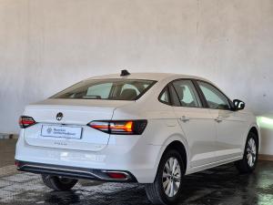Volkswagen Polo sedan 1.0TSI Life - Image 10