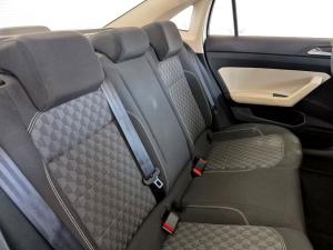 Volkswagen Polo sedan 1.0TSI Life - Image 19