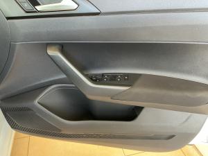 Volkswagen Polo hatch 1.0TSI - Image 25