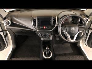 Toyota Vitz 1.0 XR manual - Image 6