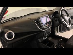 Toyota Vitz 1.0 XR manual - Image 7