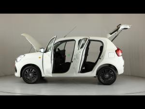 Toyota Vitz 1.0 XR manual - Image 11
