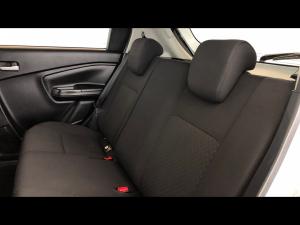 Toyota Vitz 1.0 XR manual - Image 21