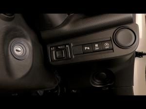 Toyota Vitz 1.0 XR manual - Image 27