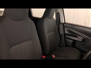 Toyota Vitz 1.0 XR manual - Image 31