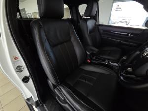 Toyota Hilux 2.8GD-6 Xtra cab 4x4 Legend 50 auto - Image 17