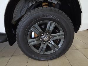 Toyota Hilux 2.8GD-6 Xtra cab 4x4 Legend 50 auto - Image 20