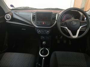 Toyota Vitz 1.0 XR manual - Image 6