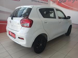 Toyota Vitz 1.0 XR manual - Image 2