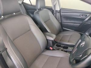 Toyota Corolla 1.6 Prestige auto - Image 18