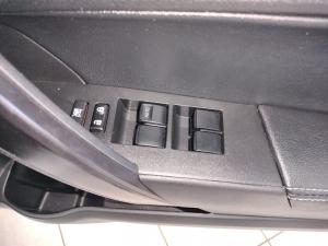 Toyota Corolla 1.6 Prestige auto - Image 23