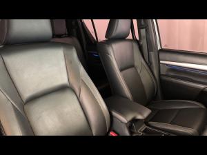 Toyota Hilux 2.8GD-6 double cab 4x4 Legend auto - Image 31