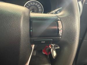 Toyota Hilux 2.4GD-6 SRX auto - Image 10