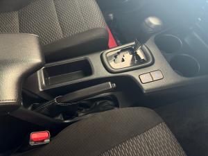 Toyota Hilux 2.4GD-6 SRX auto - Image 12