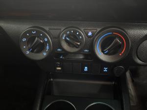 Toyota Hilux 2.4GD-6 SRX auto - Image 18