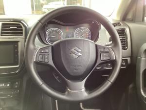 Suzuki Vitara Brezza 1.5 GLX auto - Image 8