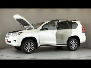 Toyota Land Cruiser Prado 2.8GD VX-L - Image 12