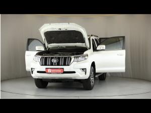 Toyota Land Cruiser Prado 2.8GD VX-L - Image 13