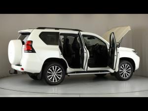 Toyota Land Cruiser Prado 2.8GD VX-L - Image 16