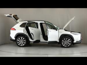 Toyota Corolla Cross 1.8 Hybrid XR - Image 15