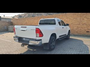 Toyota Hilux 2.4GD-6 Xtra cab Raider auto - Image 2