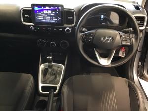 Hyundai Venue 1.0T Fluid auto - Image 6